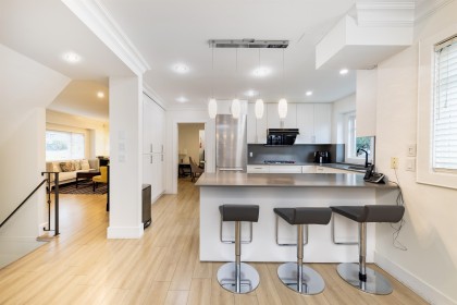 Photo 7 at 3389 W 21st Avenue, Dunbar, Vancouver West