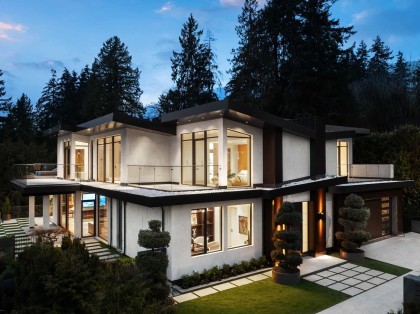 Photo 1 at 1405 28th Street, Dundarave, West Vancouver