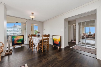 Photo 8 at 102 - 123 E Keith Road, Lower Lonsdale, North Vancouver