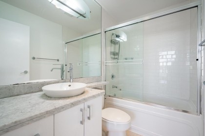 Photo 19 at 1505 - 1050 Smithe Street, West End VW, Vancouver West