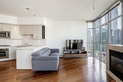 Photo 8 at 1505 - 1050 Smithe Street, West End VW, Vancouver West