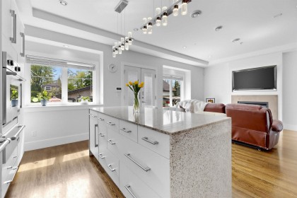 Photo 19 at 2922 W 41st Avenue, Kerrisdale, Vancouver West