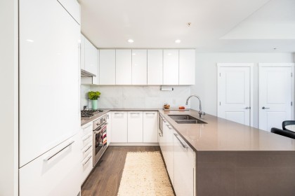 Photo 9 at 306 - 3487 Binning Road, Vancouver West