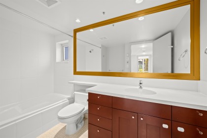 Photo 16 at 206 - 560 Nicola Street, Coal Harbour, Vancouver West
