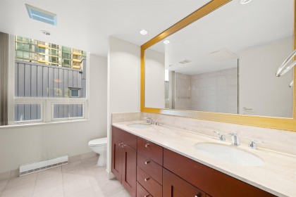 Photo 14 at 206 - 560 Nicola Street, Coal Harbour, Vancouver West