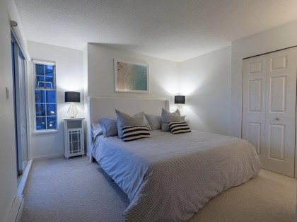 Photo 14 at 202 - 2440 Haywood Avenue, Dundarave, West Vancouver