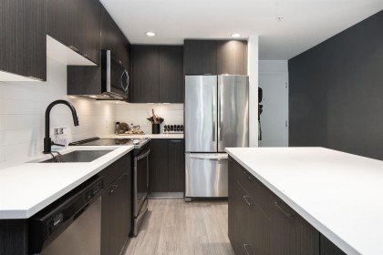 Photo 6 at 201 - 719 W 3rd Street, Harbourside, North Vancouver