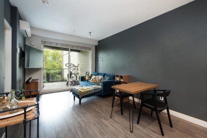 Photo 8 at 201 - 719 W 3rd Street, Harbourside, North Vancouver