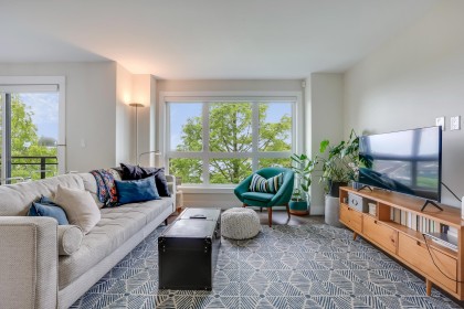 Photo 2 at 301 - 3028 Arbutus Street, Kitsilano, Vancouver West