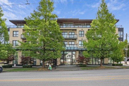 Photo 3 at 301 - 3028 Arbutus Street, Kitsilano, Vancouver West