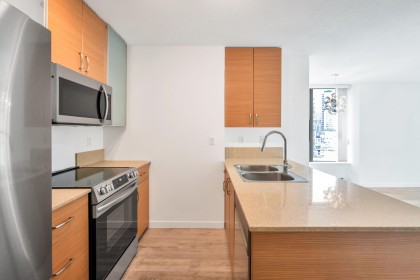 Photo 23 at 1601 - 928 Homer Street, Yaletown, Vancouver West