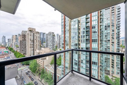 Photo 27 at 1601 - 928 Homer Street, Yaletown, Vancouver West