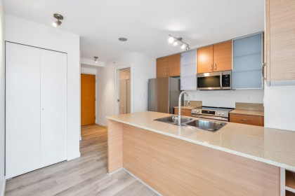 Photo 19 at 1601 - 928 Homer Street, Yaletown, Vancouver West