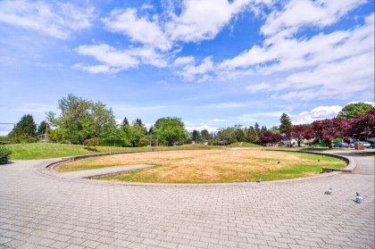 Photo 30 at 109 - 5692 Kings Road, University VW, Vancouver West