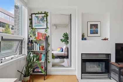 Photo 17 at 303 - 1888 York Avenue, Kitsilano, Vancouver West
