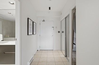 Photo 14 at 303 - 1888 York Avenue, Kitsilano, Vancouver West