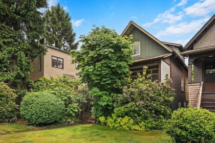 Photo 2 at 2012 York Avenue, Kitsilano, Vancouver West