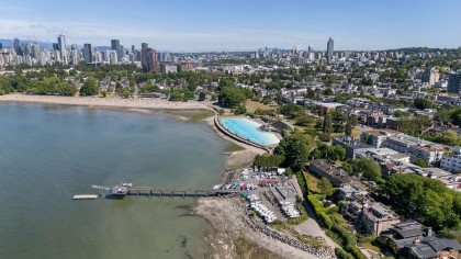 Photo 17 at 207 - 2494 Cornwall Avenue, Kitsilano, Vancouver West