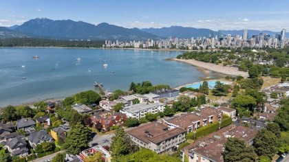 Photo 16 at 207 - 2494 Cornwall Avenue, Kitsilano, Vancouver West