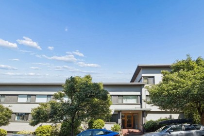 Photo 14 at 207 - 2494 Cornwall Avenue, Kitsilano, Vancouver West