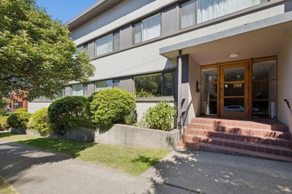 Photo 15 at 207 - 2494 Cornwall Avenue, Kitsilano, Vancouver West