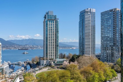 Photo 11 at 906 - 588 Broughton Street, Coal Harbour, Vancouver West