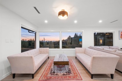 Photo 8 at 3812 Dalkeith Drive, Upper Lonsdale, North Vancouver