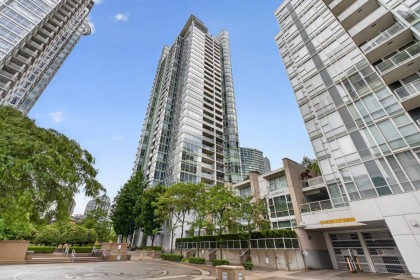 Photo 2 at 1505 - 193 Aquarius Mews, Yaletown, Vancouver West