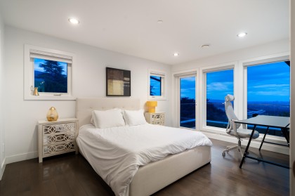 Photo 32 at 985 Eyremount Drive, British Properties, West Vancouver