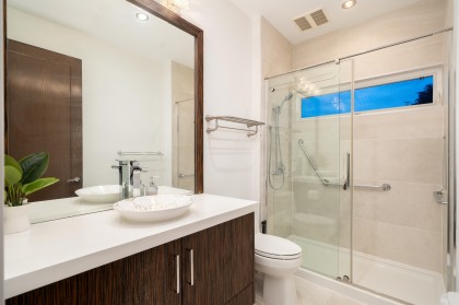Photo 19 at 985 Eyremount Drive, British Properties, West Vancouver
