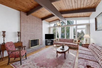 Photo 3 at 922 Canyon Boulevard, Canyon Heights NV, North Vancouver
