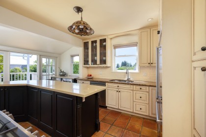 Photo 4 at 2308 Inglewood Avenue, Dundarave, West Vancouver