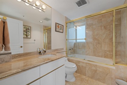 Photo 17 at 4 - 2243 Bellevue Avenue, Dundarave, West Vancouver