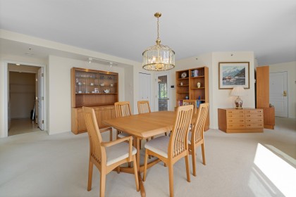 Photo 12 at 4 - 2243 Bellevue Avenue, Dundarave, West Vancouver