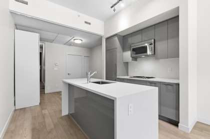 Photo 5 at 104 - 4488 Cambie Street, Cambie, Vancouver West