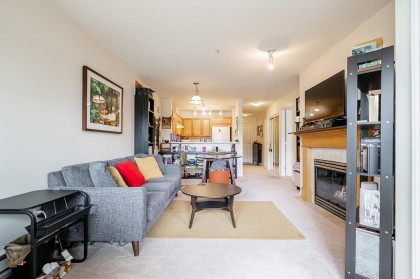 Photo 6 at 306 - 2929 W 4th Avenue, Kitsilano, Vancouver West