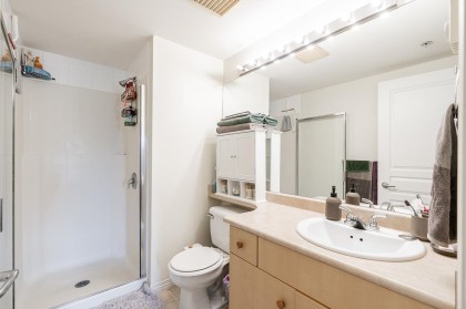 Photo 15 at 306 - 2929 W 4th Avenue, Kitsilano, Vancouver West