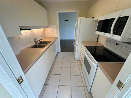 Photo 11 at 904 - 2628 Ash Street, Fairview VW, Vancouver West