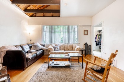 Photo 4 at 4413 W 13 Avenue, Vancouver West