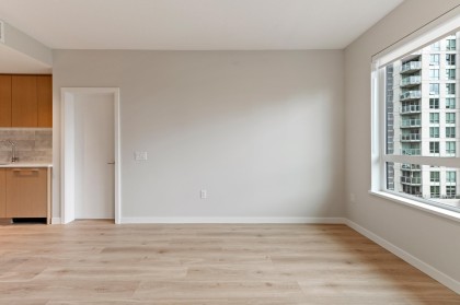 Photo 9 at 602 - 110 E 17th Street, Central Lonsdale, North Vancouver