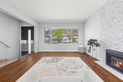 Photo 3 at 219 E 26th Street, Upper Lonsdale, North Vancouver