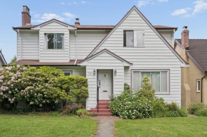 Photo 2 at 311 W 21st Avenue, Cambie, Vancouver West