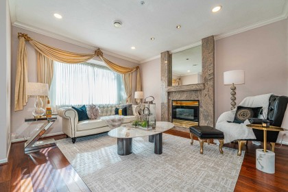 Photo 5 at 4255 W 15th Avenue, Point Grey, Vancouver West