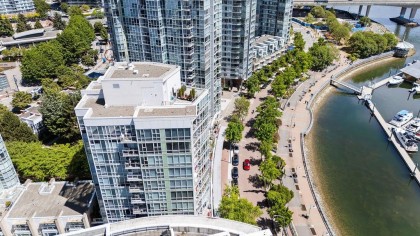 Photo 26 at 501 - 1099 Marinaside Crescent, Yaletown, Vancouver West