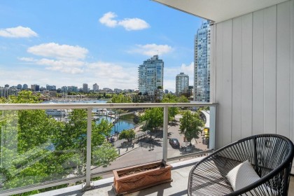 Photo 20 at 501 - 1099 Marinaside Crescent, Yaletown, Vancouver West