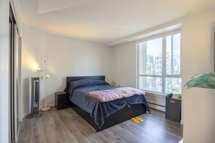 Photo 12 at 2505 - 388 Drake Street, Yaletown, Vancouver West
