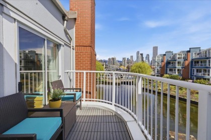 Photo 19 at 1523 Mariner Walk, False Creek, Vancouver West