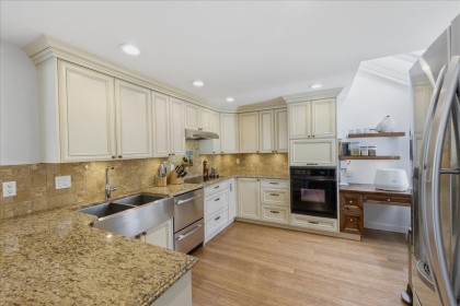Photo 8 at 1523 Mariner Walk, False Creek, Vancouver West