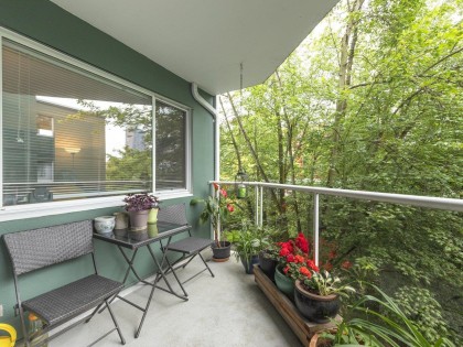 Photo 10 at 508 - 1508 Mariner Walk, False Creek, Vancouver West