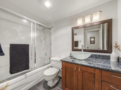 Photo 18 at 508 - 1508 Mariner Walk, False Creek, Vancouver West